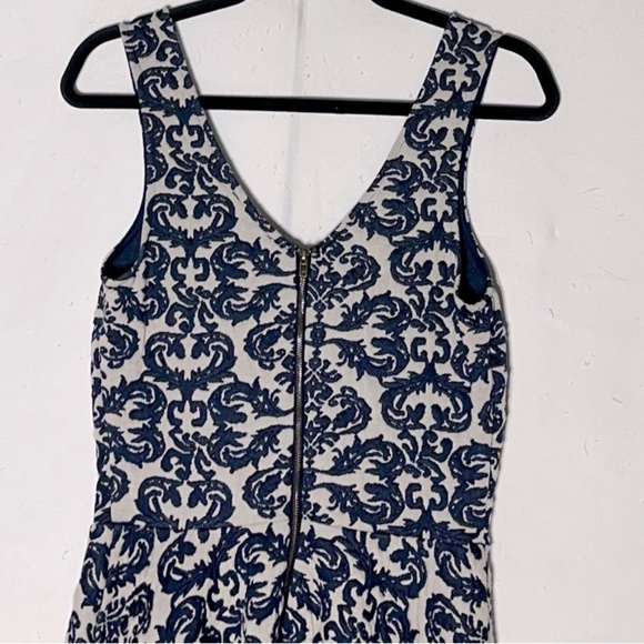Mystic Cream Navy Textured Jacquard Fit And Flare Sleeveless Dress M - Picture 13 of 16